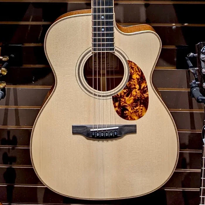 Boucher Studio Goose OM Acoustic Electric Mahogany Adirondack w/Case – SG41S