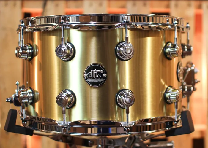 DW 8×14 Performance Brass Snare Drum – DRPM0814SSBP
