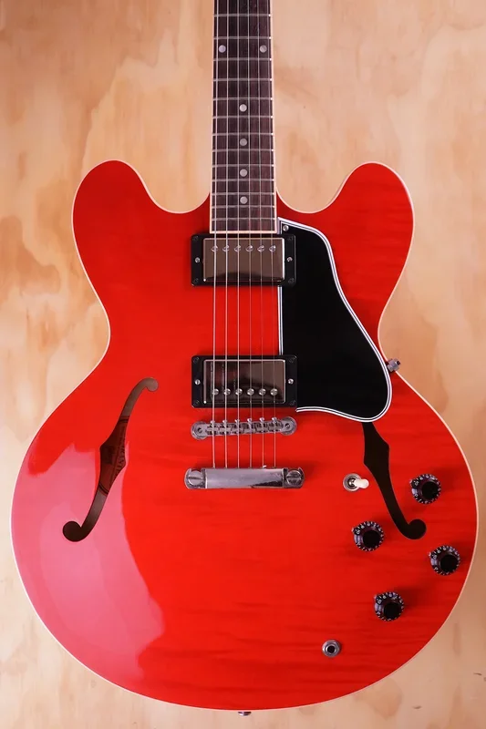 Gibson ES-335 Memphis, Figured Sixties Cherry, (Used)
