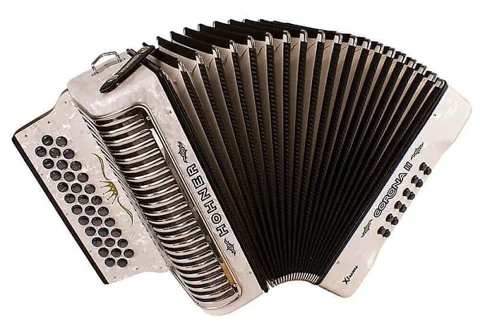 Hohner CXGW Corona II Xtreme GCF Accordion in Pearl White Finish