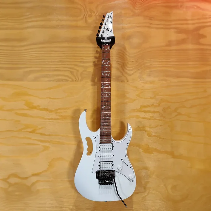 Ibanez JEMJR Steve Vai Signature Electric Guitar in White B-Stock