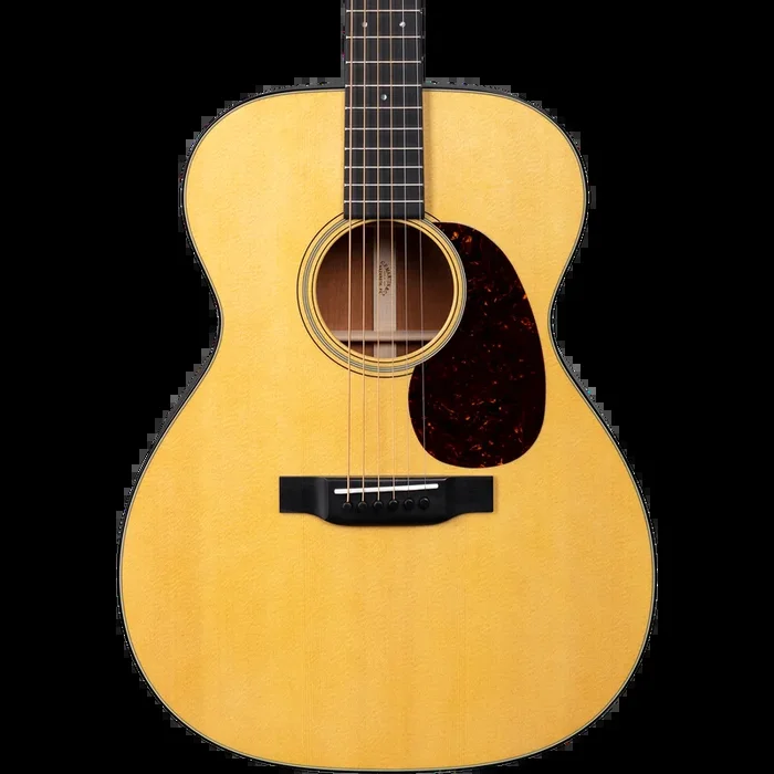 Martin 000‑18 Standard Series Auditorium Acoustic Guitar