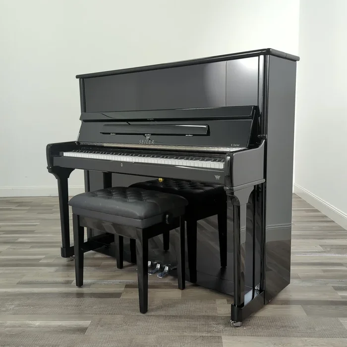 Seiler ED132MN (52 “)in Polished Ebony # ILLGU0101
